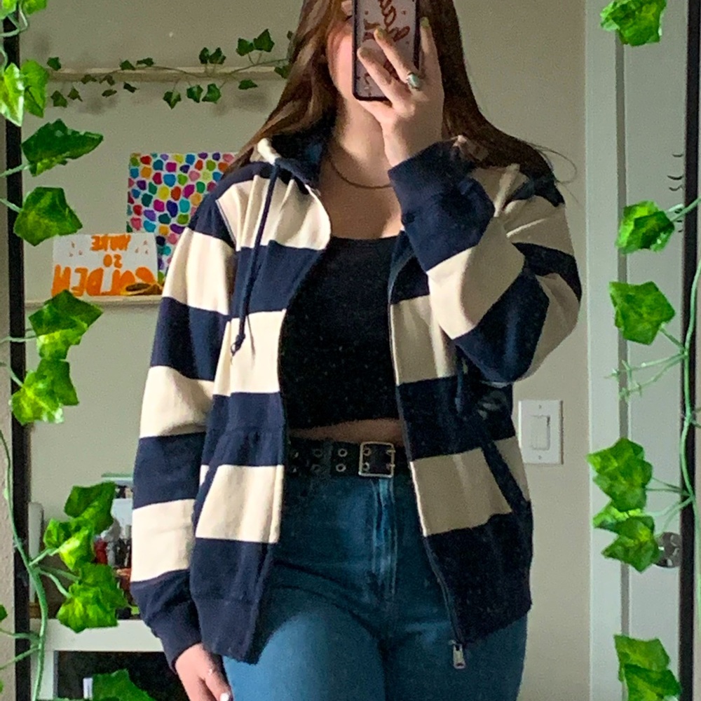 oversized Old Navy hoodie!